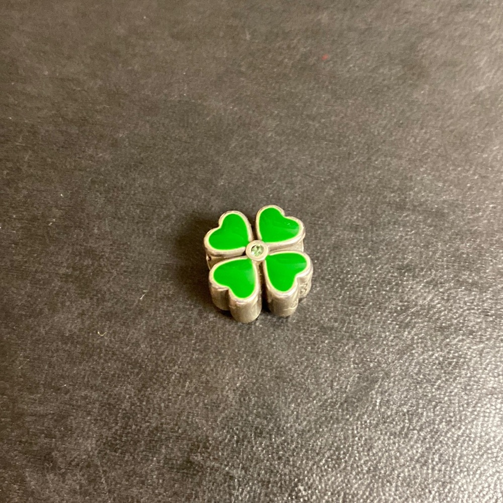 Brighton Enameled Clover Bead